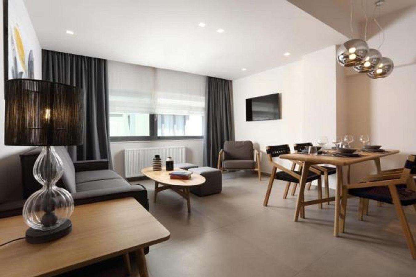 Fivos Luxury * Athens